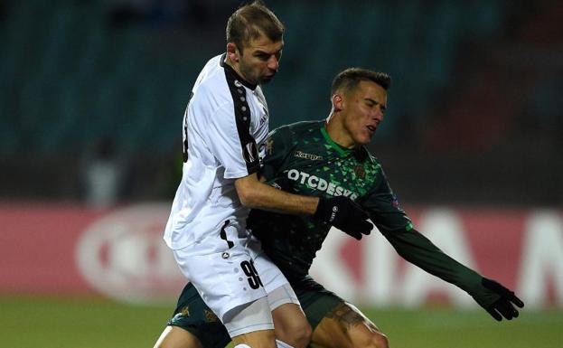 El Betis cae en la trampa del Dudelange